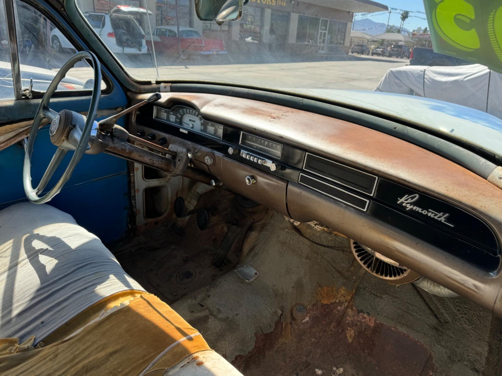 1953 Silver Plymouth Suburban , located at 2190 Hwy 95, Bullhead City, AZ, 86442, (928) 704-0060, 0.000000, 0.000000 - Photo #3